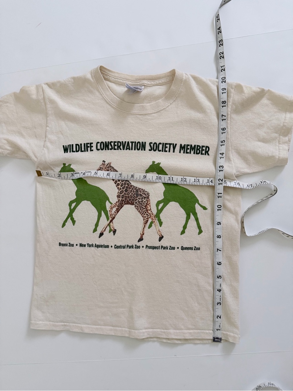 Wildlife Conservation Society Giraffe Member T-Shirt Youth Medium circa 2000’s - Picture 5 of 5